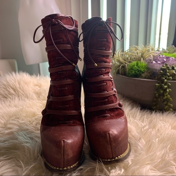 AUTHENTIC DIOR BORDEAUX DUCHESSE CROC CORSET PLATFORM ANKLE BOOT SZ 6.5 - Picture 4 of 11